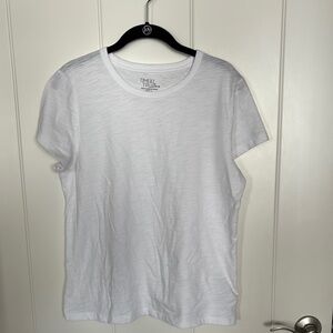Time and Tru White Short Sleeve Tee